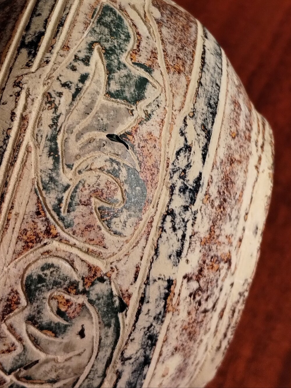 Ceramic Vase with Geometric Patterns - Picture 10 of 15